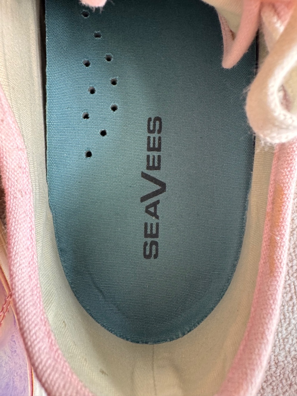 EUC Sea Vees Monterey Platform Women's Pink
Halographic TPU Sneakers US size 7 - Picture 3 of 7